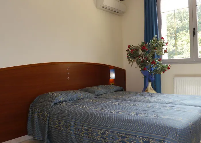 Ξενοδοχείο Ristorante Sterlina 3*