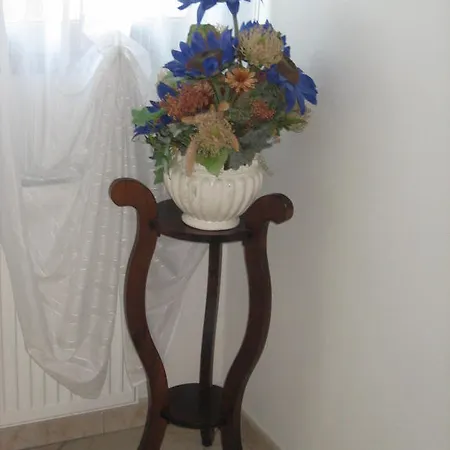 מלון Ristorante Sterlina 3*